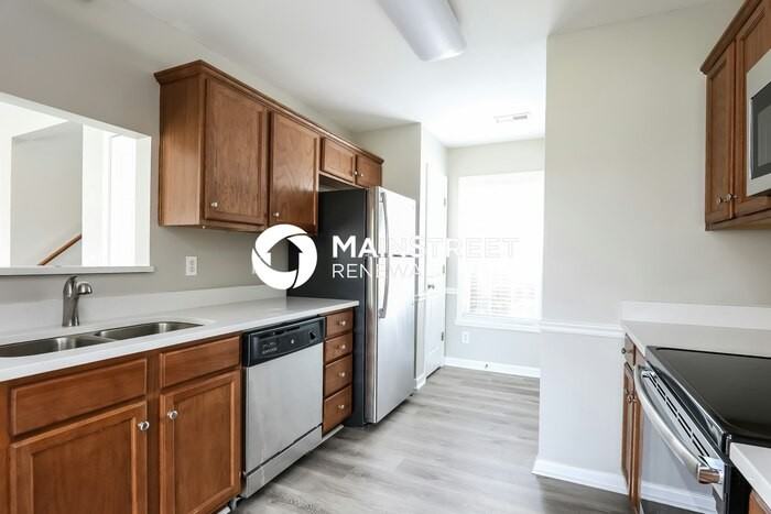 1506 Hamilton Hills Dr - Photo 6 of 17