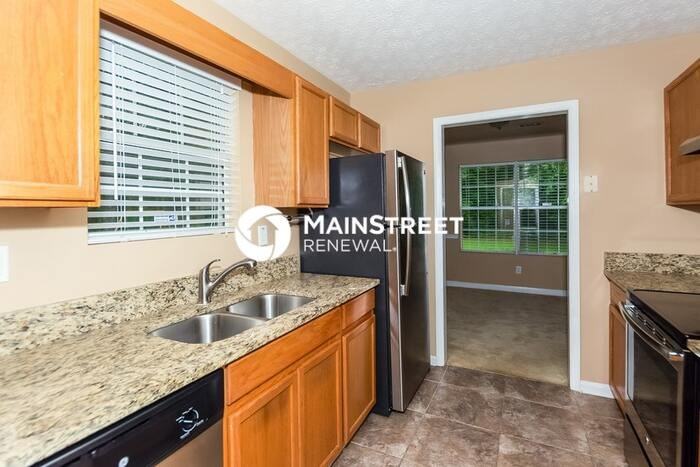 159 Livingston Ln - Photo 7 of 17