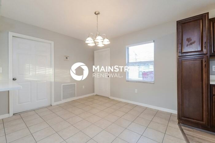 1706 17th Avenue Dr E - Photo 5 of 16