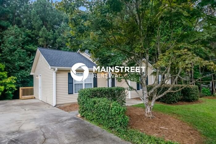 360 Southern Trace Dr - Photo 3 of 16