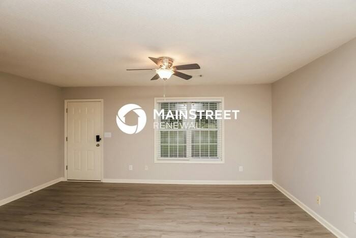 360 Southern Trace Dr - Photo 4 of 16