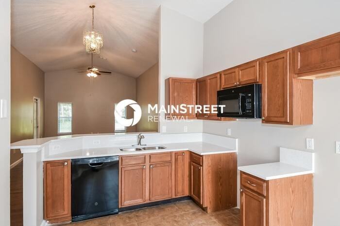 8306 Longspur Ave - Photo 6 of 16