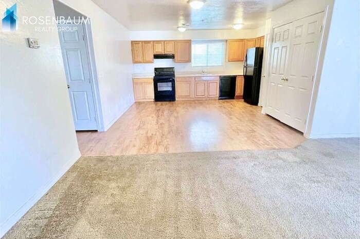 2324 W Lone Cactus Dr #11 - Photo 3 of 7