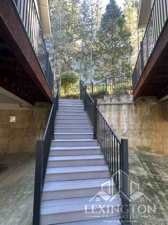 1801 Cardinal Dr #EH - Photo 3 of 24