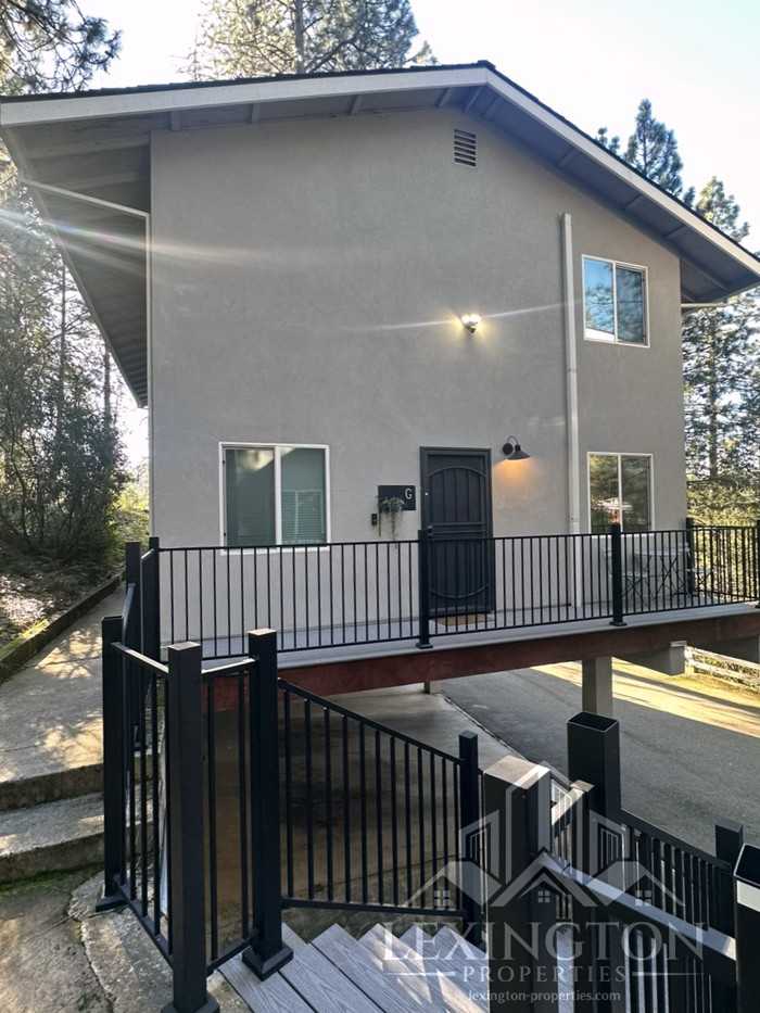 1801 Cardinal Dr #EH - Photo 4 of 24