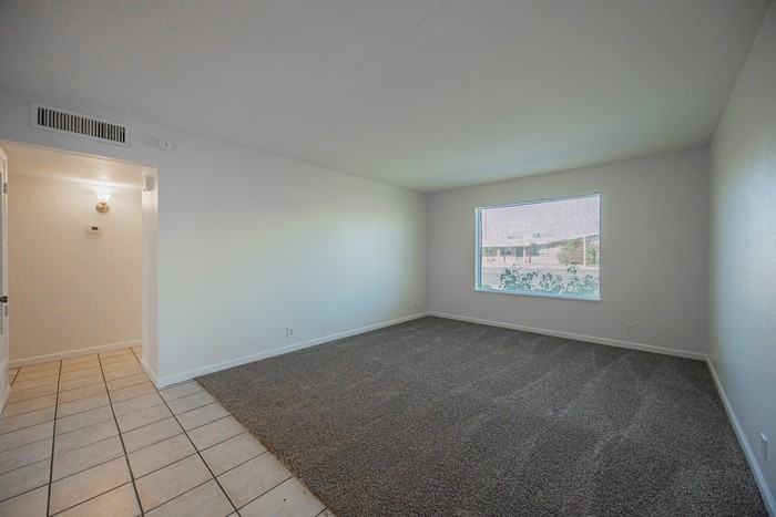 1108 N Wedgewood Dr - Photo 5 of 23