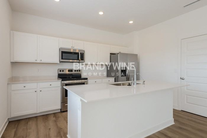 10249 Eagleton Pl - Photo 6 of 20