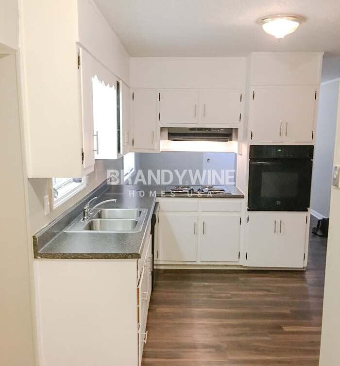 4260 Carlos Ct - Photo 5 of 17