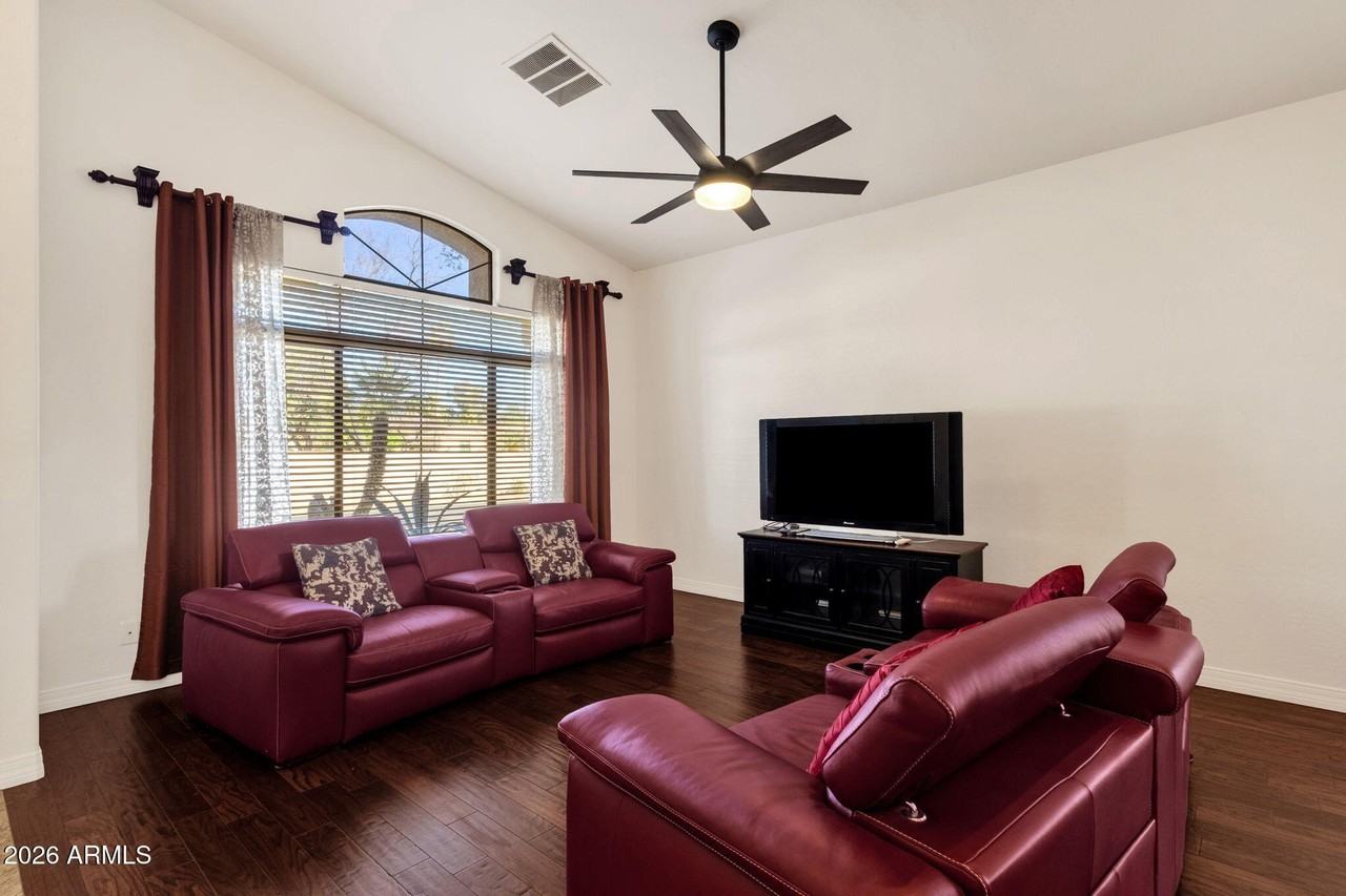 5431 E Shea Blvd - Photo 7 of 39