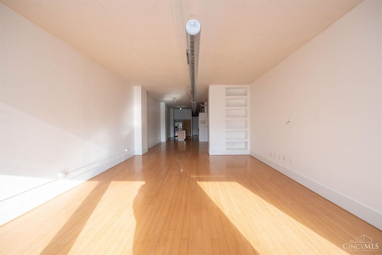 18 E 4th St Unit 501 #501 - Photo 6 of 33