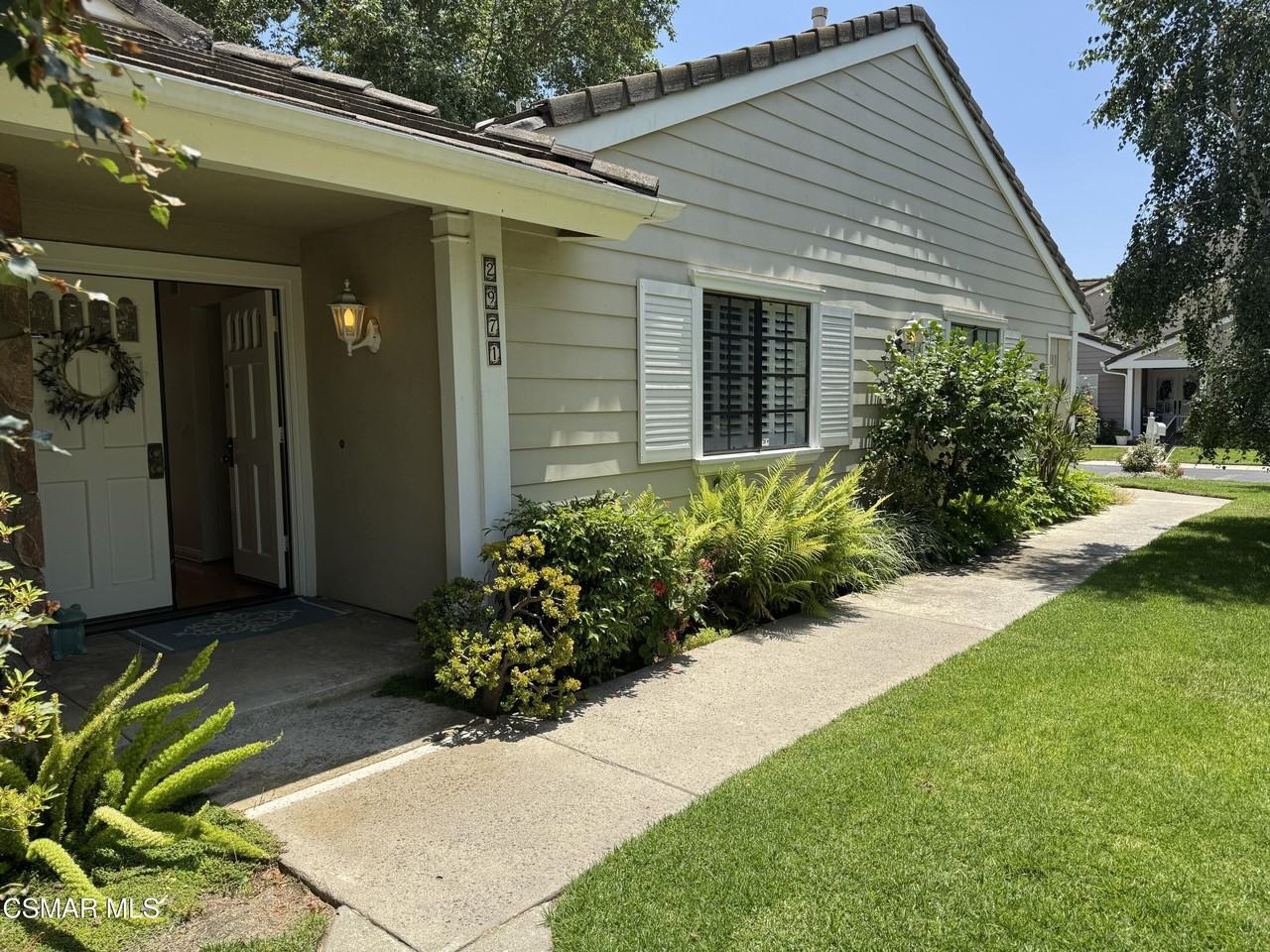 2971 Shadow Brook Ln - Photo 4 of 22