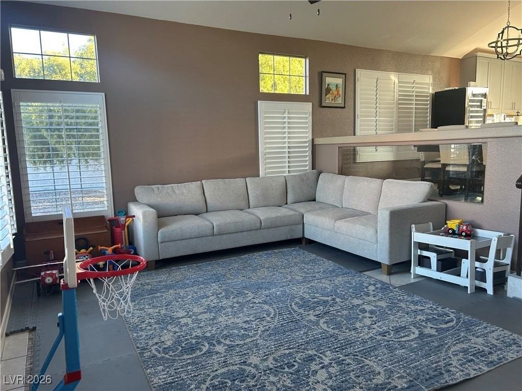 8696 Ivy Glen Cir - Photo 5 of 44