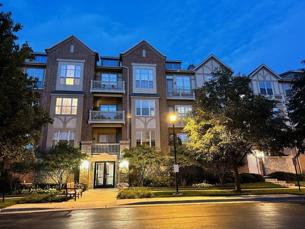 1914 Farnsworth Ln Unit 305 #305