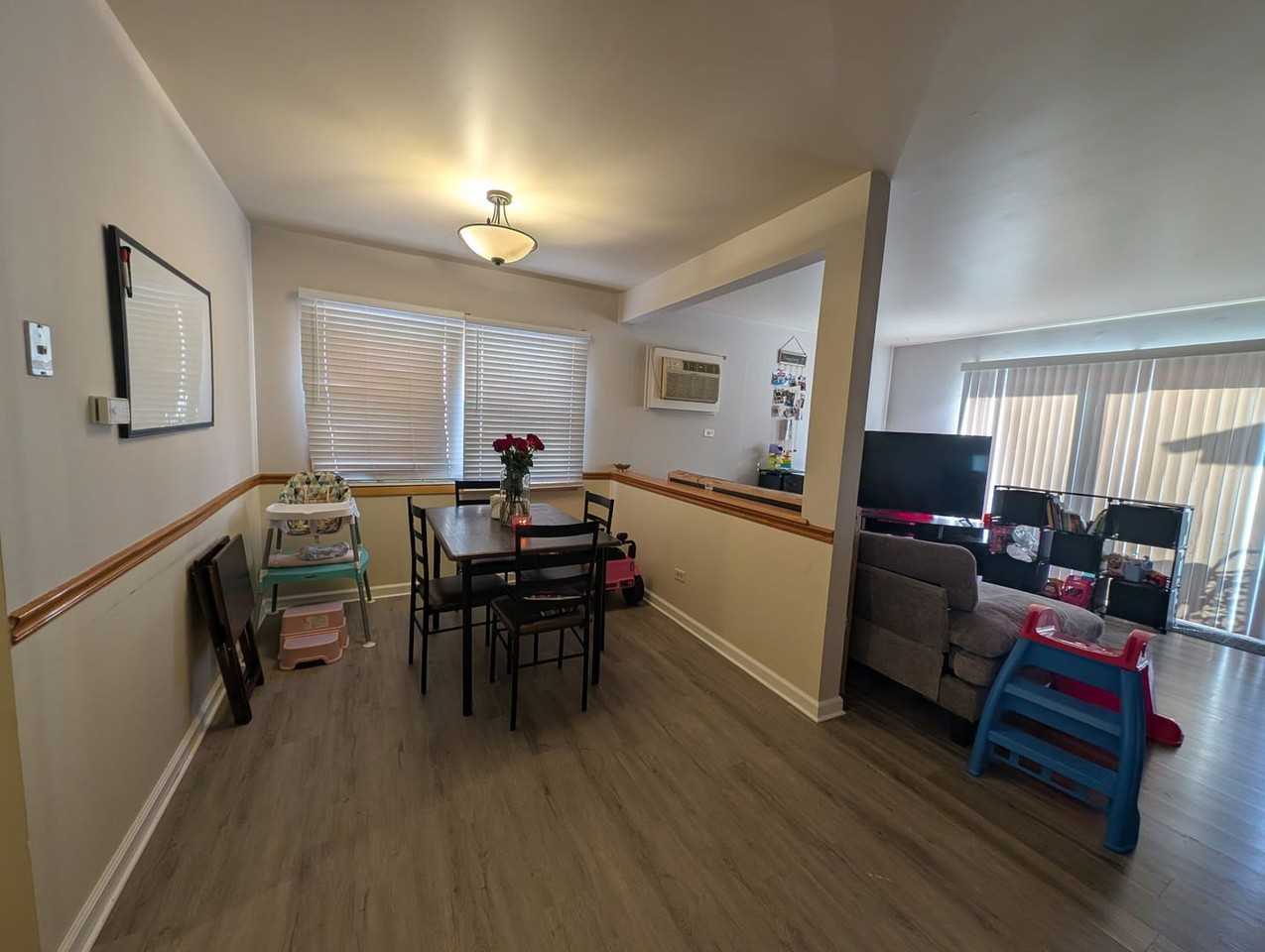 7840 Normandy Ave Apt 1n #1N - Photo 3 of 5