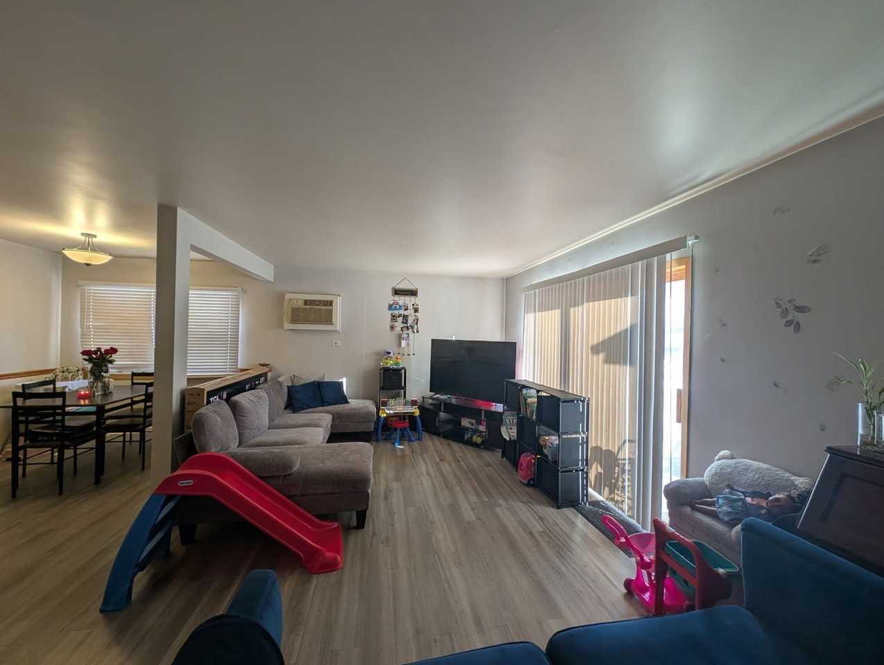 7840 Normandy Ave Apt 1n #1N - Photo 4 of 5