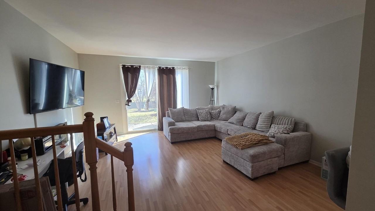 237 Camel Bend Ct Unit 2 #2 - Photo 2 of 12