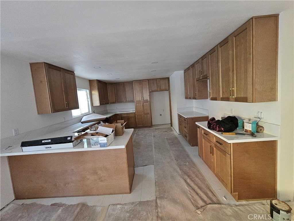 2641 Valley View Ave - Photo 3 of 3