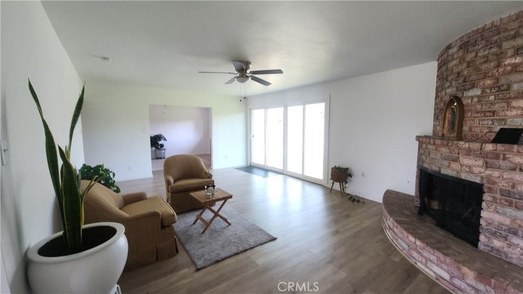 6016 Ashwood St - Photo 3 of 20