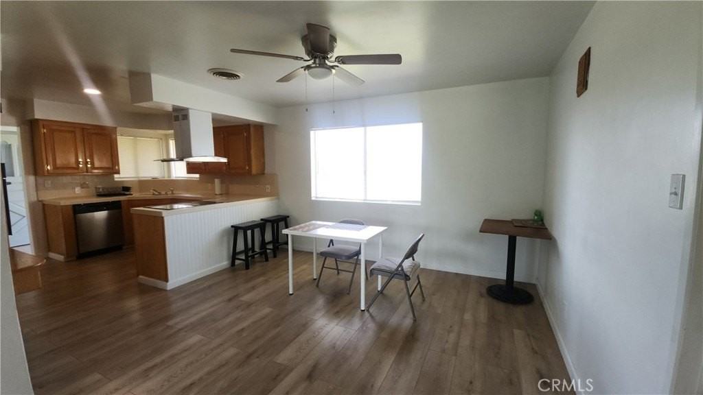 6016 Ashwood St - Photo 6 of 20