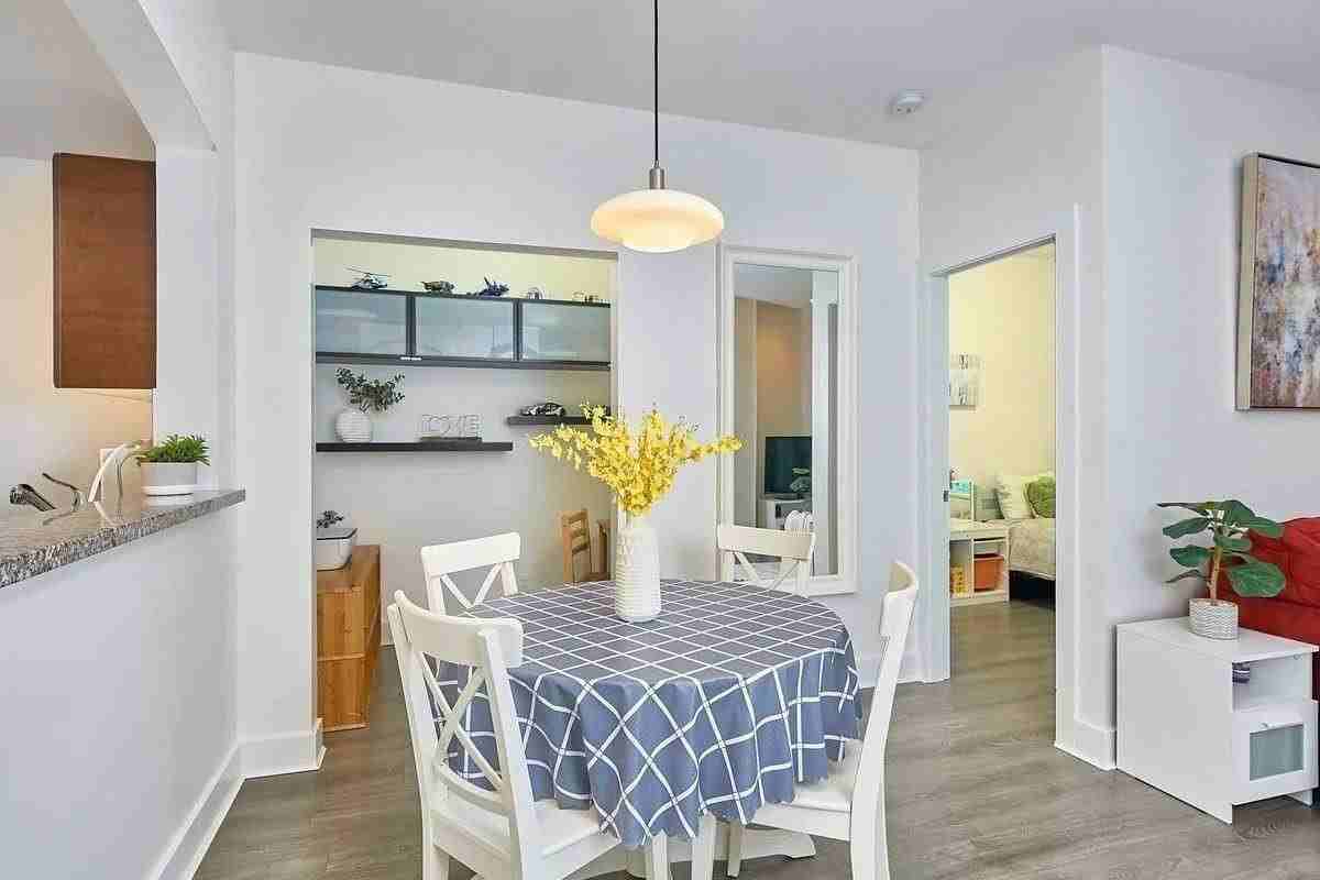 9233 Ferndale Rd - Photo 3 of 20