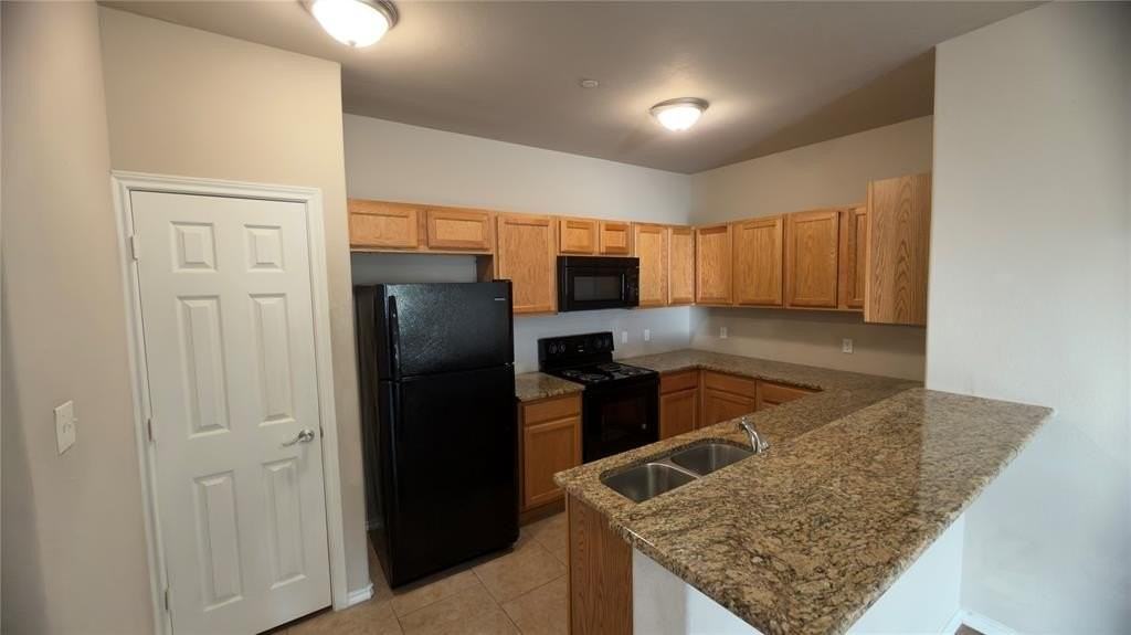 502 E Hazelwood St #A - Photo 4 of 7