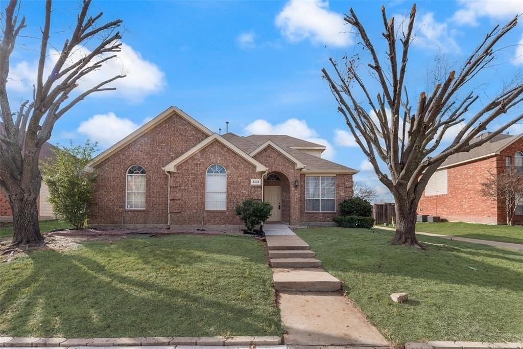 3404 Pinecone Dr - Photo 2 of 29