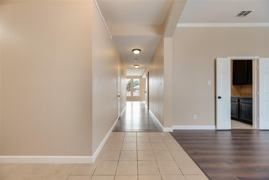 3404 Pinecone Dr - Photo 5 of 29