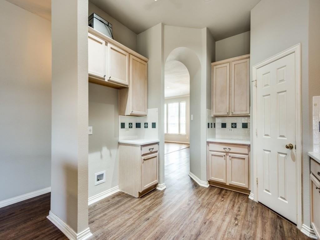 5924 Legend Ln - Photo 5 of 27