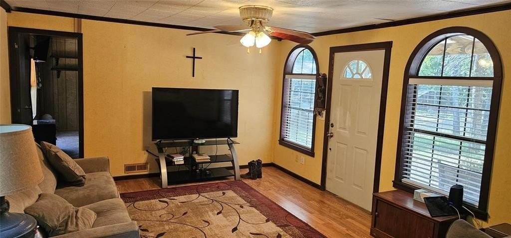 5283 County Road 2442 - Photo 5 of 10