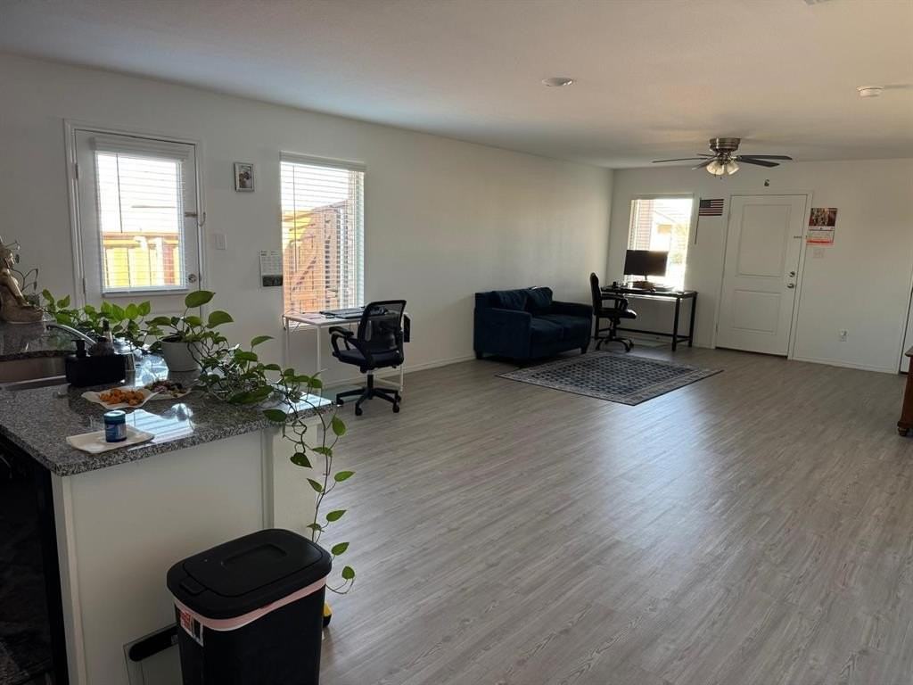 3004 Harper St - Photo 6 of 20