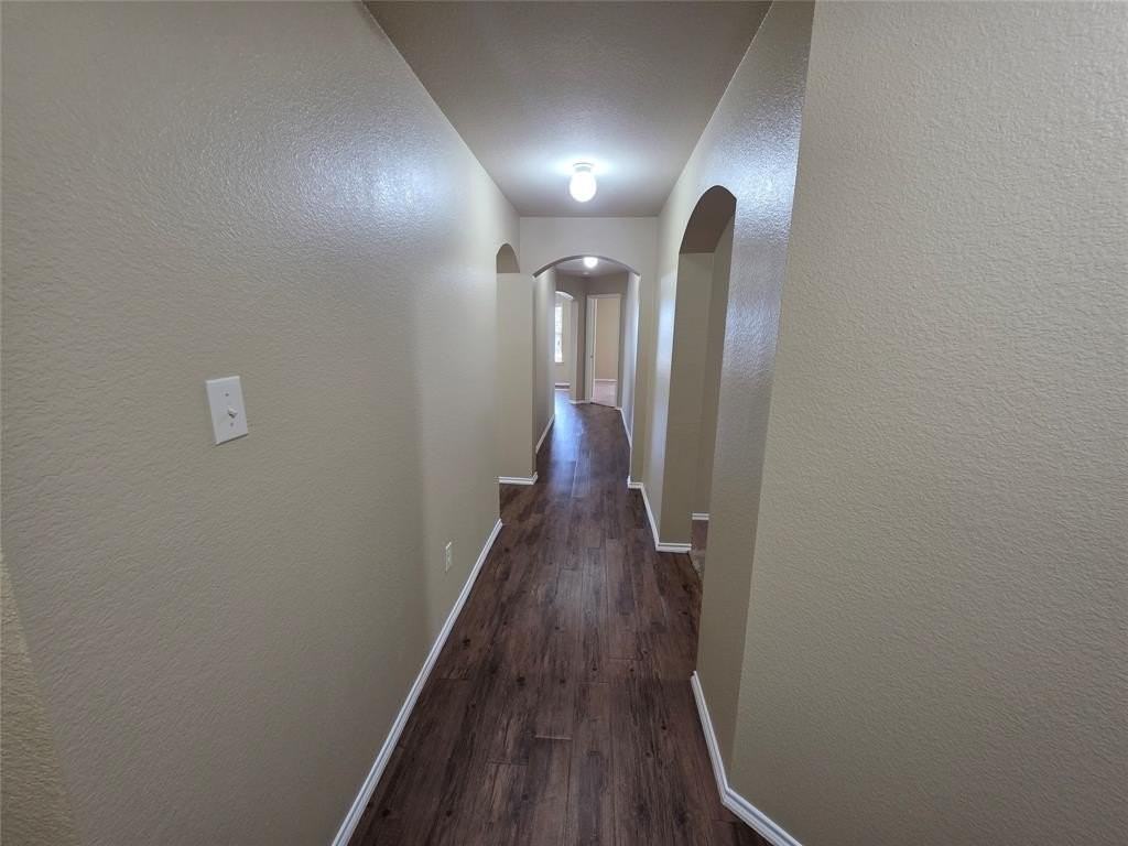 237 Thoroughbred St - Photo 5 of 28