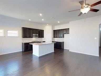 1805 Spoonbill Dr - Photo 5 of 33