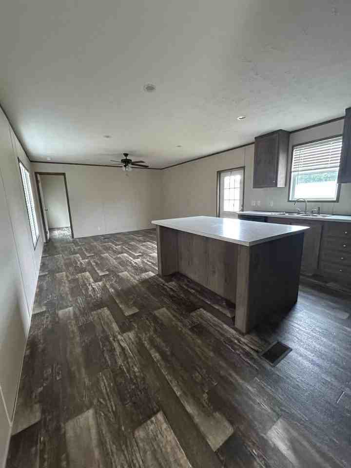 575 Payne Crk #175 - Photo 2 of 7