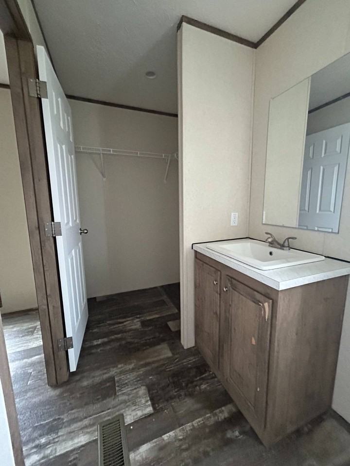 575 Payne Crk #175 - Photo 6 of 7