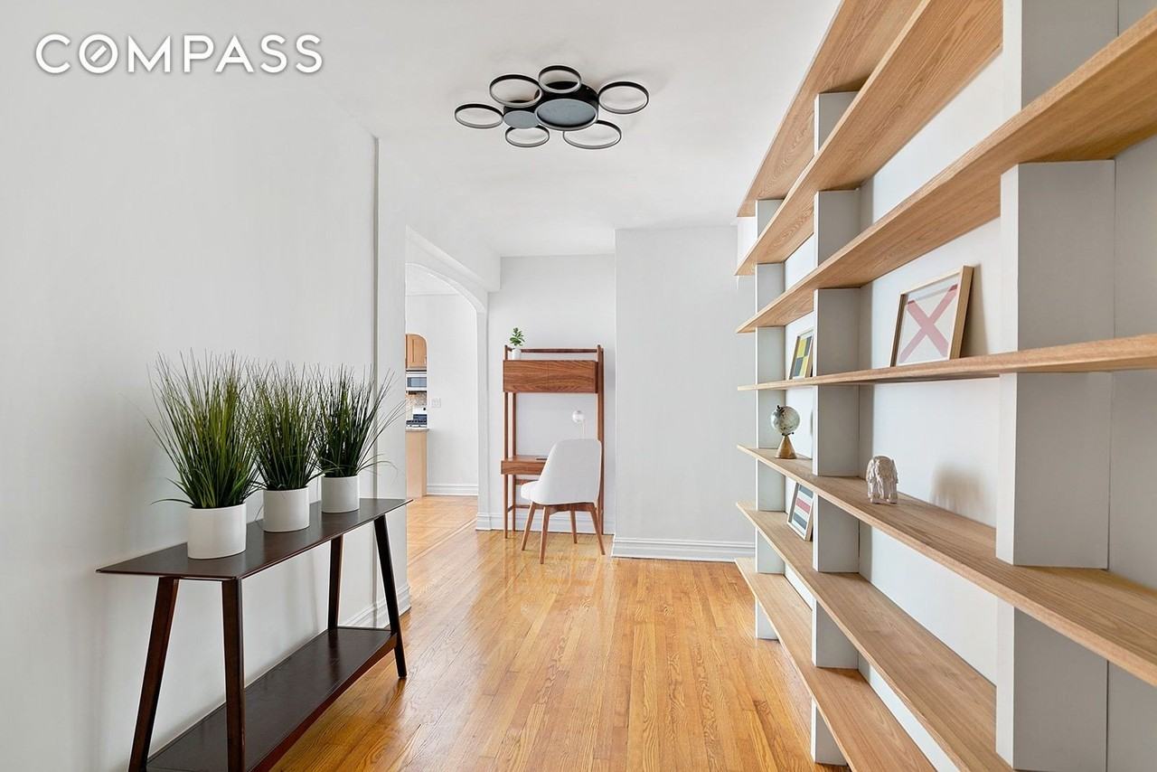 7915 35th Ave #2B - Photo 5 of 10