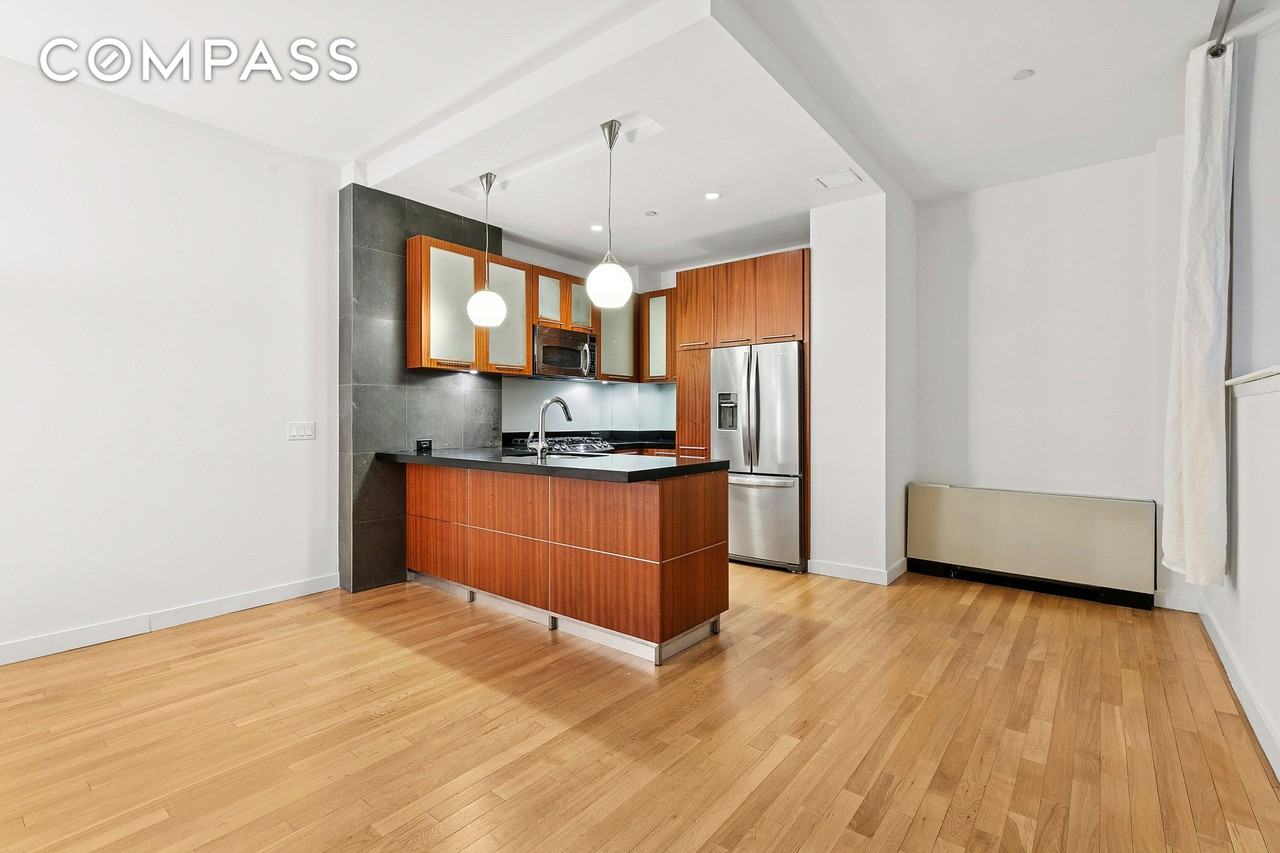 59 John St #4H - Photo 6 of 18