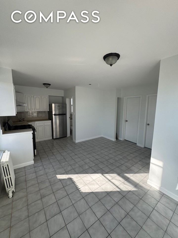 8916 102nd Rd #2 - Photo 6 of 12