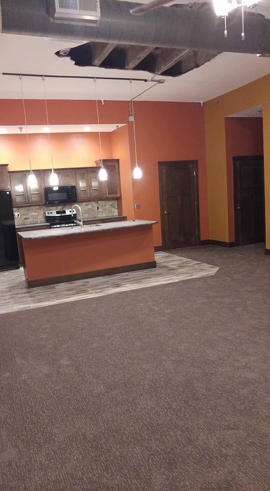 131 N Sant Fe - Photo 2 of 16