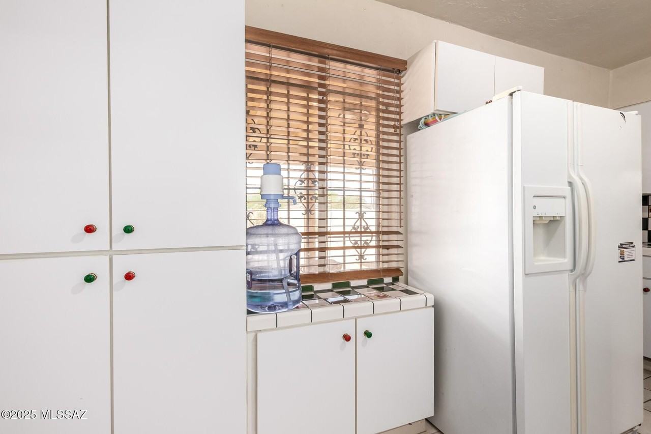 1849 N Woodland Ave - Photo 7 of 21