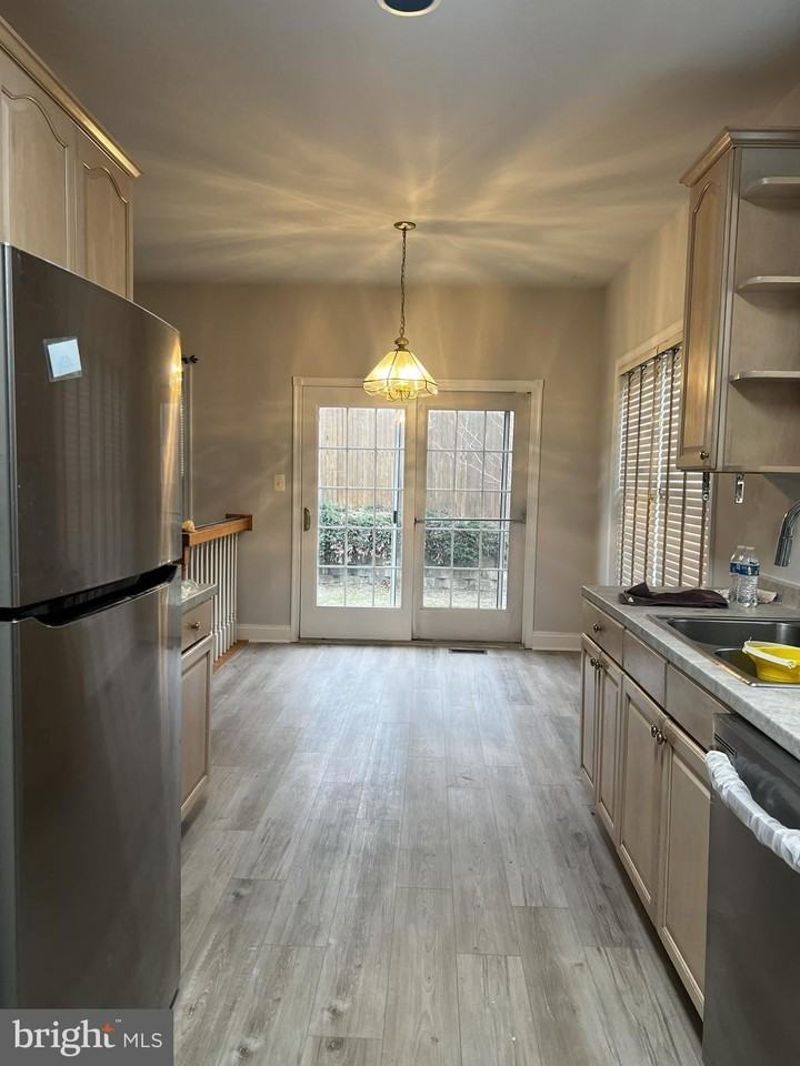 101 Westgate Way - Photo 4 of 10