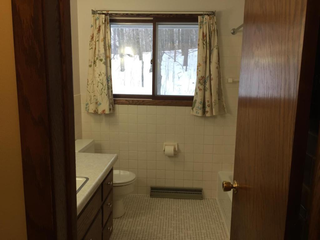 4815 Woodland Ave - Photo 7 of 12