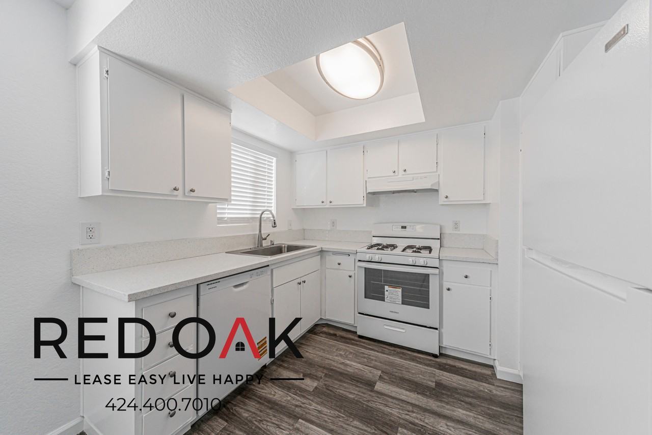 4551 W 159th St #5 - Photo 2 of 17