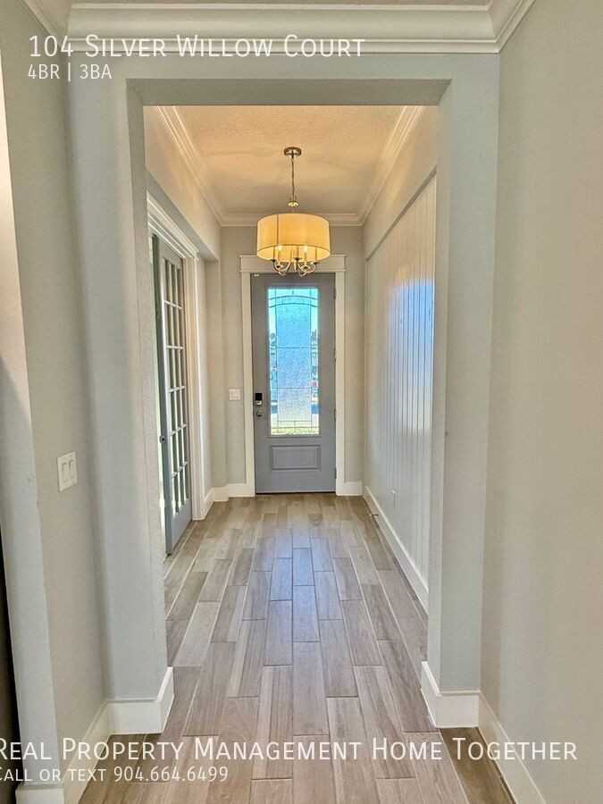 104 Silver Willow Ct - Photo 5 of 29