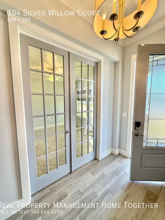 104 Silver Willow Ct - Photo 6 of 29