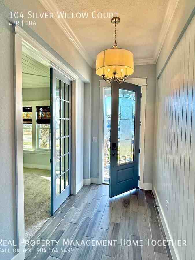 104 Silver Willow Ct - Photo 7 of 29