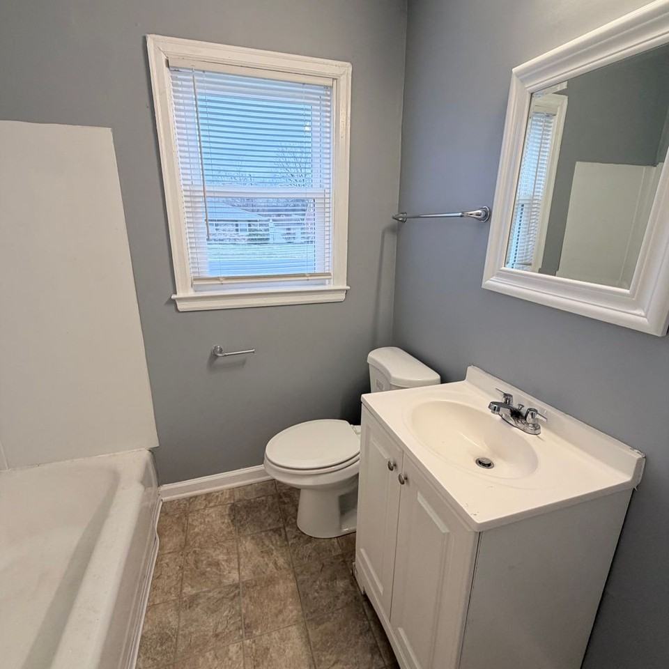 553 Freeman Dr ##(Z4 - Photo 6 of 12