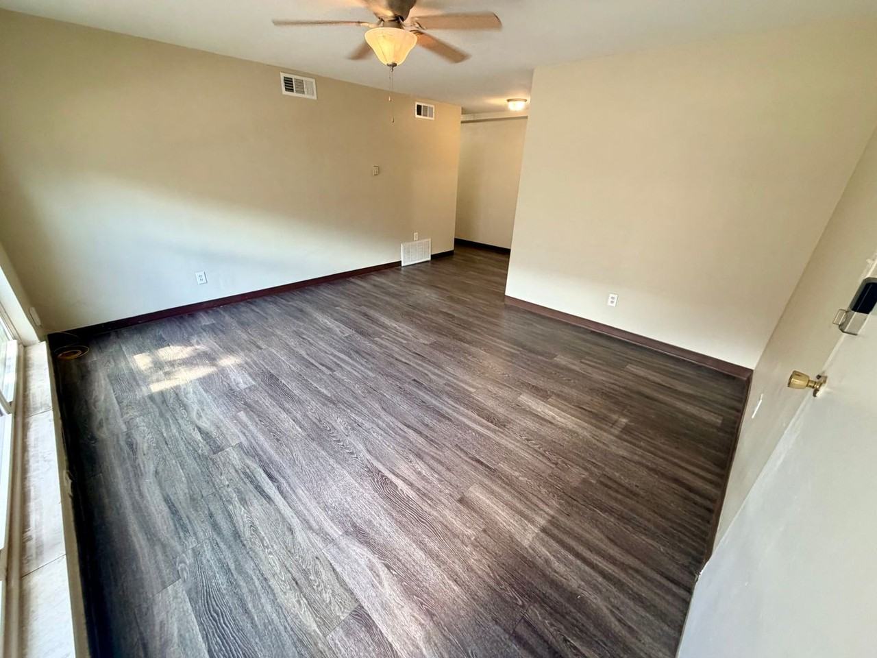 1556 Alexandria Dr #8AZ3 - Photo 3 of 10