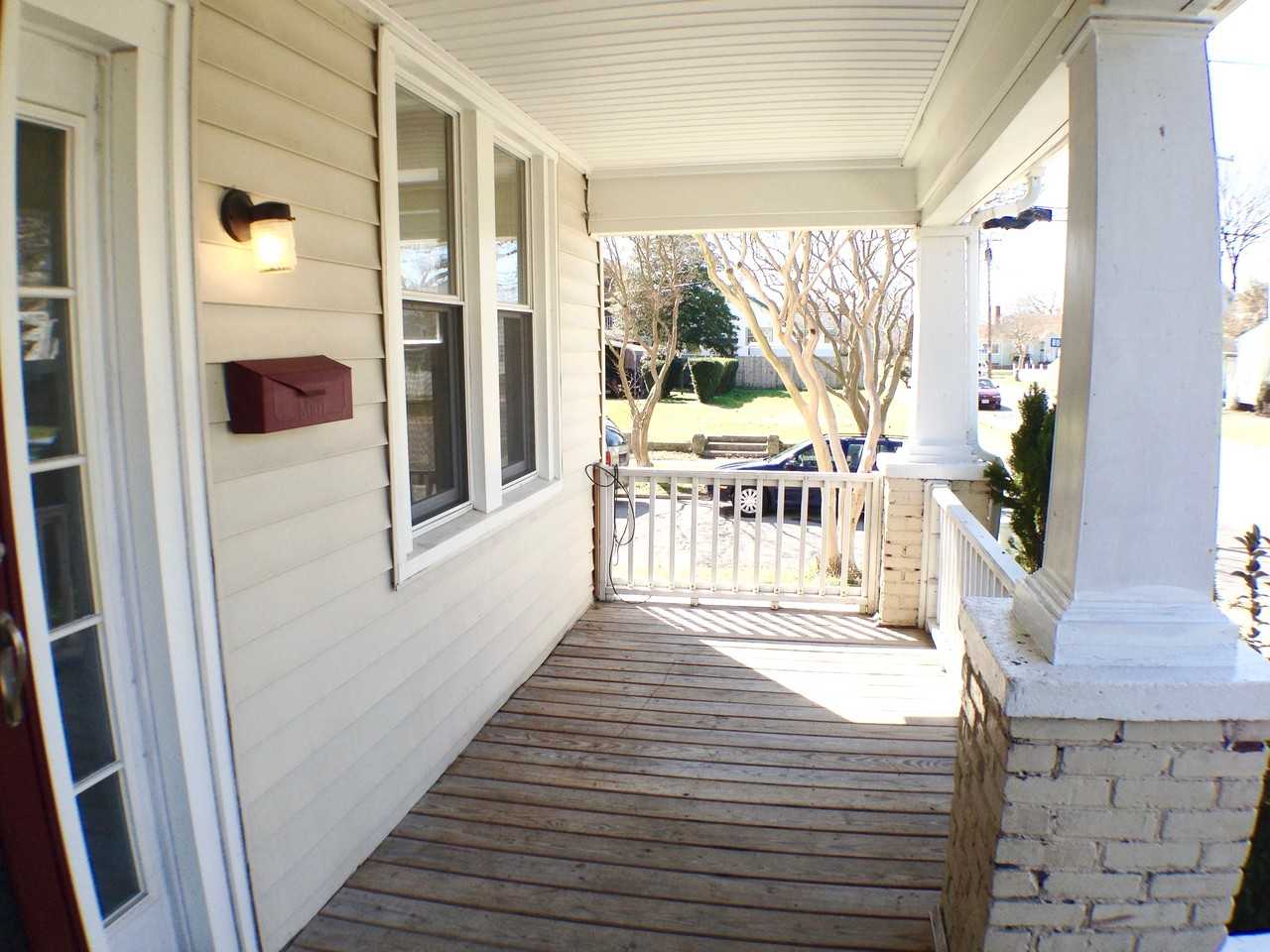 2400 Middle Ave - Photo 2 of 27