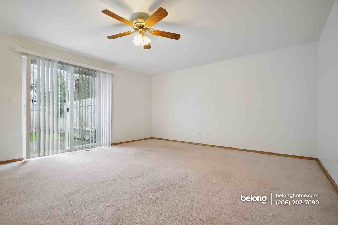 15121 182nd Ave Se - Photo 5 of 18