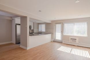 3421 Rue Drummond - Photo 1 of 1